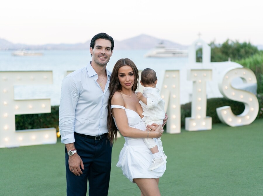 FOUREIRA_FAMILY_f7b15.jpg