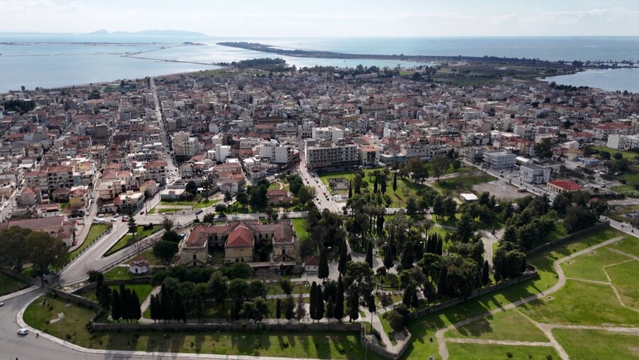 OPOU_YPARXEI_ELLADA_MESSOLOGGI_2_0f3d5.jpg