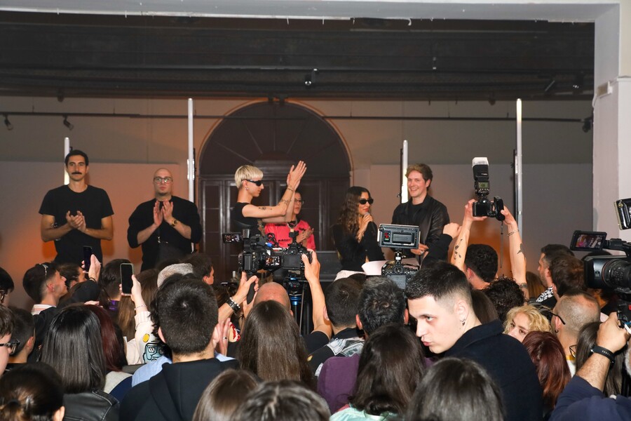 MARINA_SATTI_POP_TOO_6_ae3cd.jpg