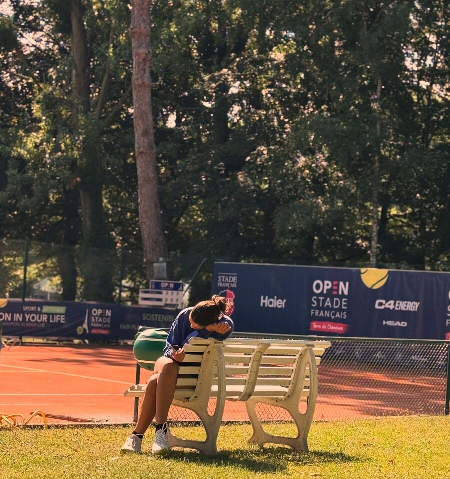 ELENA_TENIS_PARISSI_b50ac.jpg