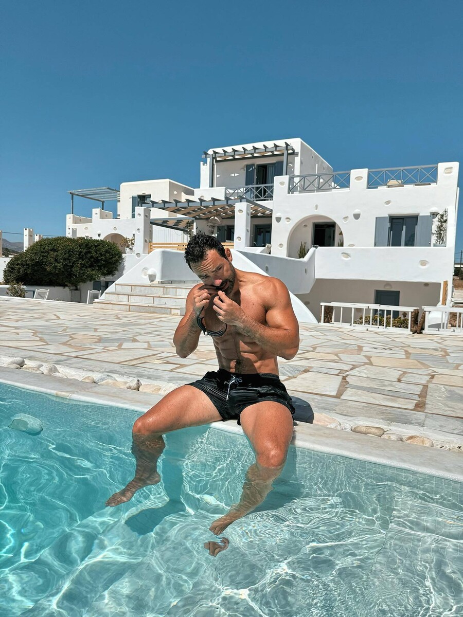 TANIMANIDIS_PAROS_fc38f.jpg
