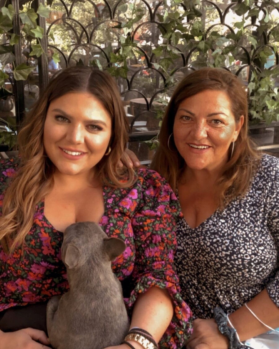 DANAI_KAI_VIKY_STAVROPOULOU_MAZI_a6d6b.jpg