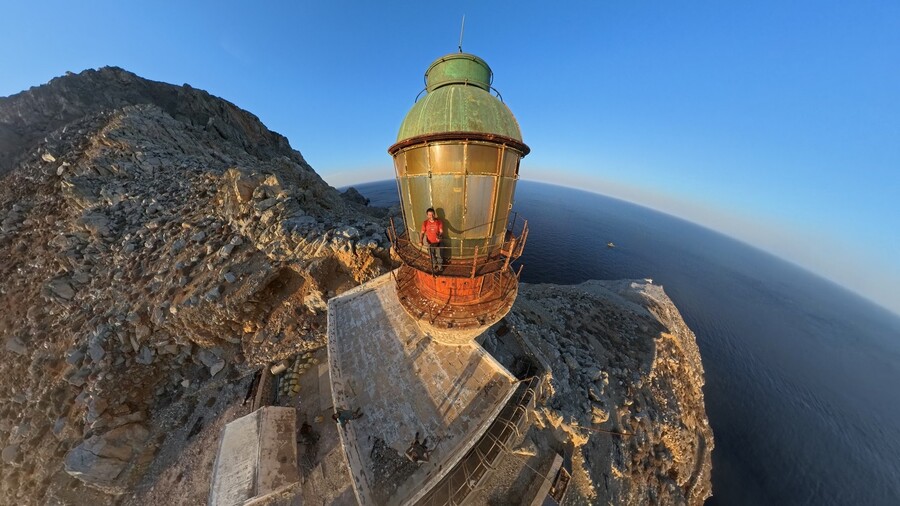 HAPPY_TRAVELLER_20.07_1_e9b59.jpg