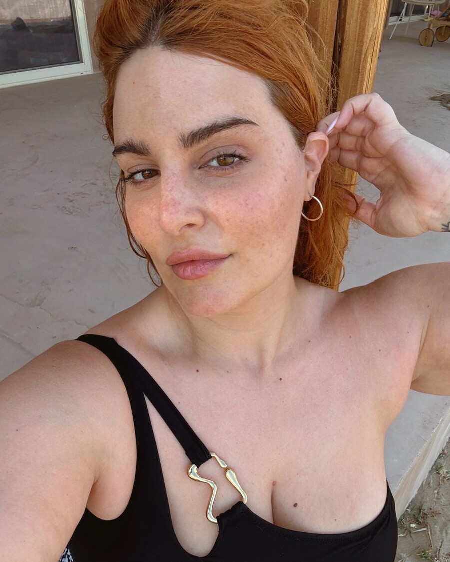 EVELINA_NIKOLIZA_KLEIDIA_1628e.jpg