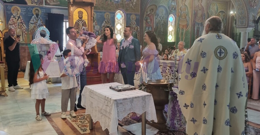 mavrikios-vaptisi_4_cd8ab.jpg