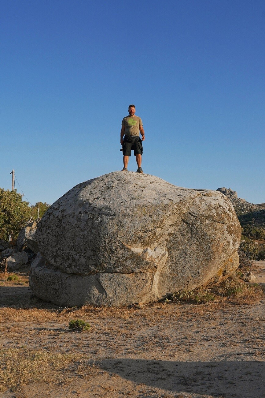 HAPPY_TRAVELLER_03.08_1_35e14.jpg