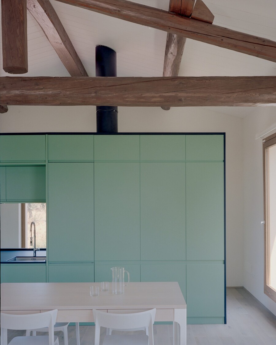 fienile-n-fontego-architettura_dezeen_2364_col_0-1704x2130_21469.jpg