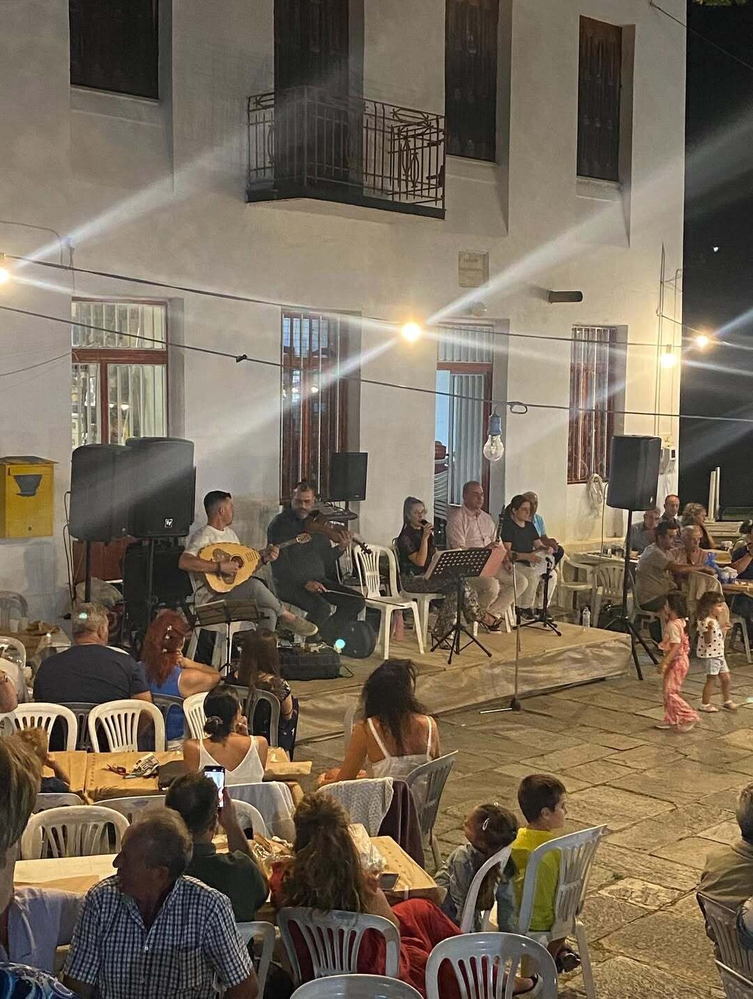 Το γνήσιο το καλό πανηγύρι στο ομορφότερο χωριό του κόσμου. Πουρί Ανατολικό Πήλιο. Γιορτή Μελ 7 daeb9