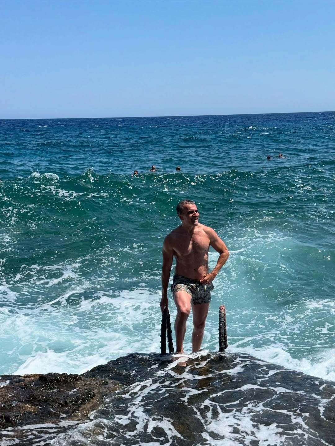 Waves waves sea sun greece peloponnese monevasia monevasiacastle 5 e8409