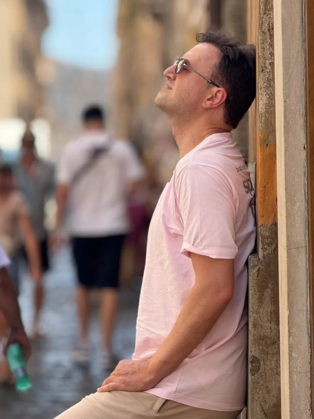 Στάση για λίγο φως️SundayMood Κυριακή TakeABreath SlowLiving CityVibes CalmMoment Re 4795e