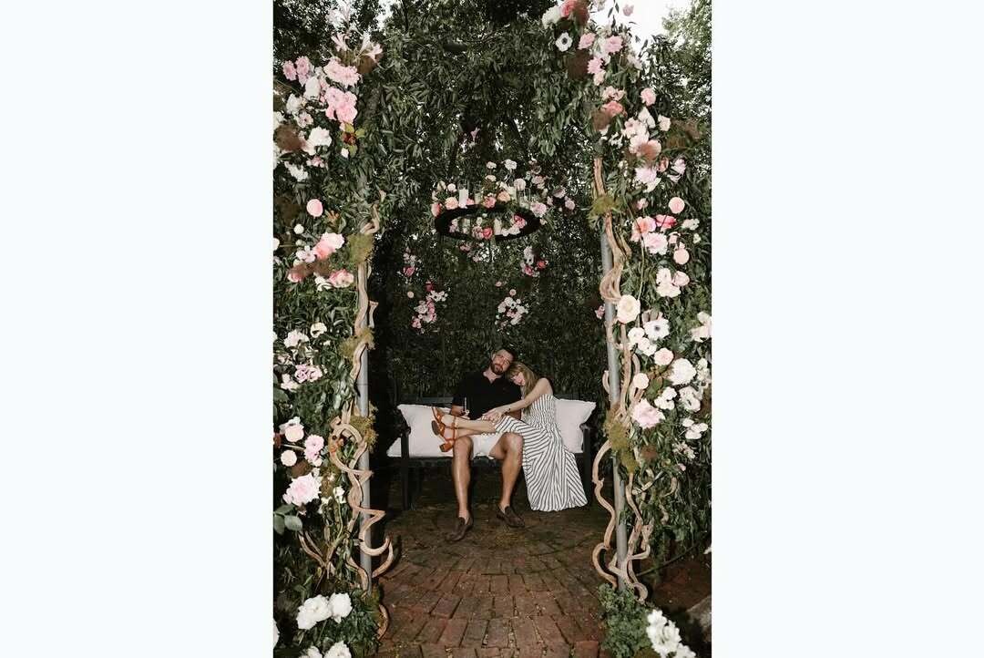 Your English teacher and your gym teacher are getting married 4 d5fec