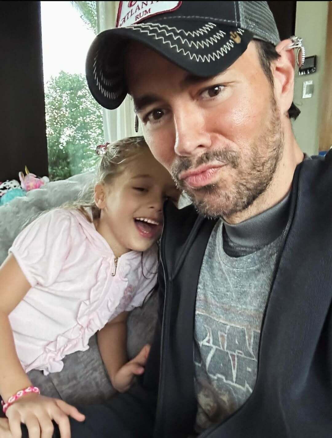 Happy Fathers Day to my man enriqueiglesias And to All the Dads ️️️ 2 c21a9