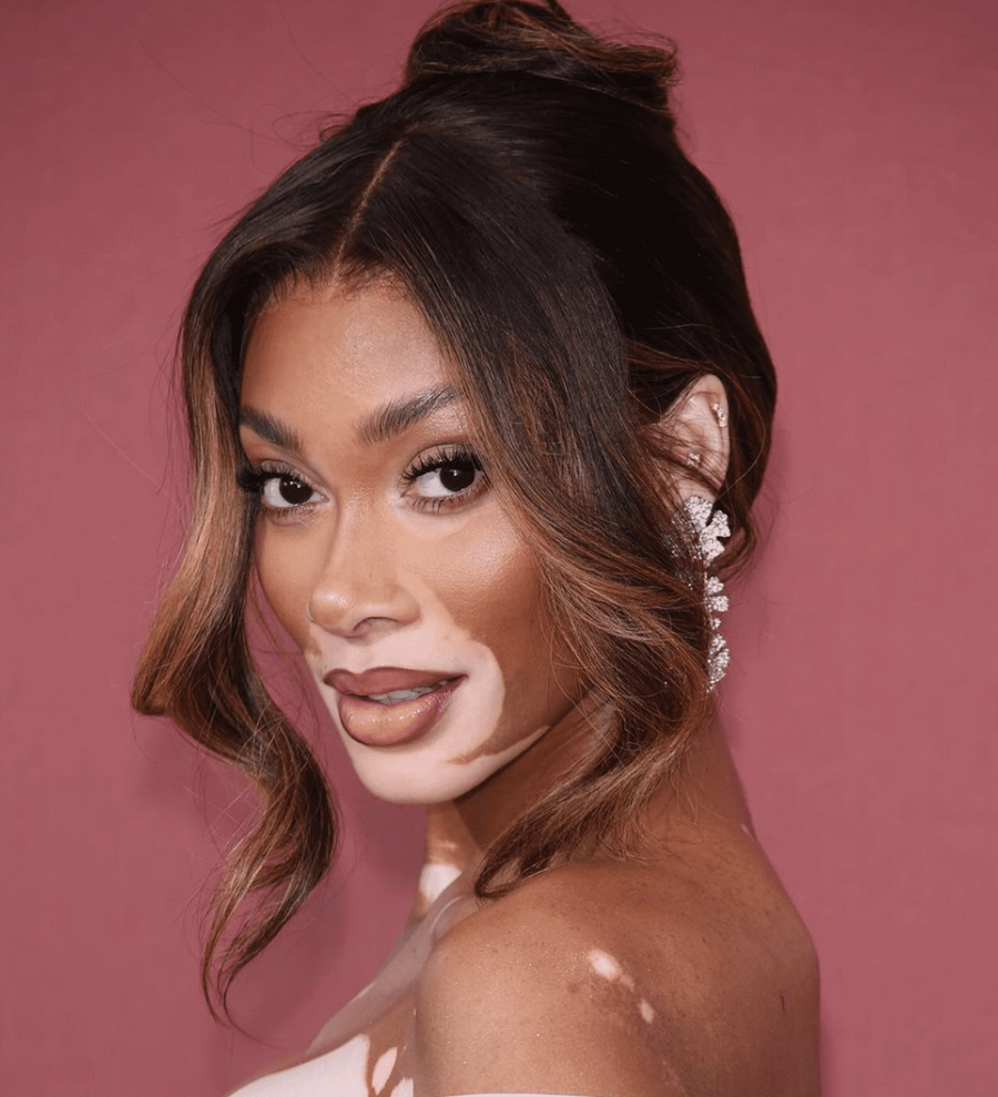 winnieharlowchestnutbalayage-47a361bdd2cc47e2a50a4d78ab472cd8_bd5e2.png