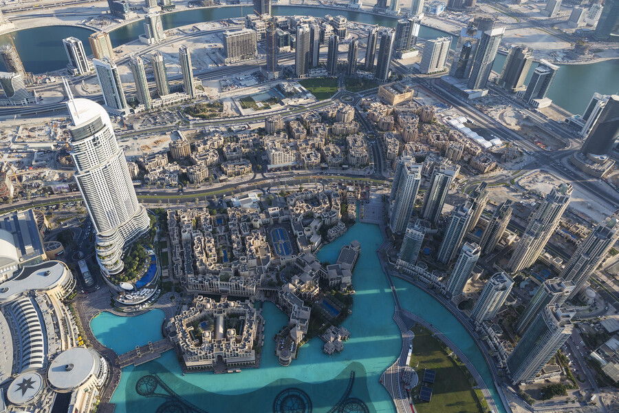 aerial-view-dubai-city-from-top-tower_e4110.jpg