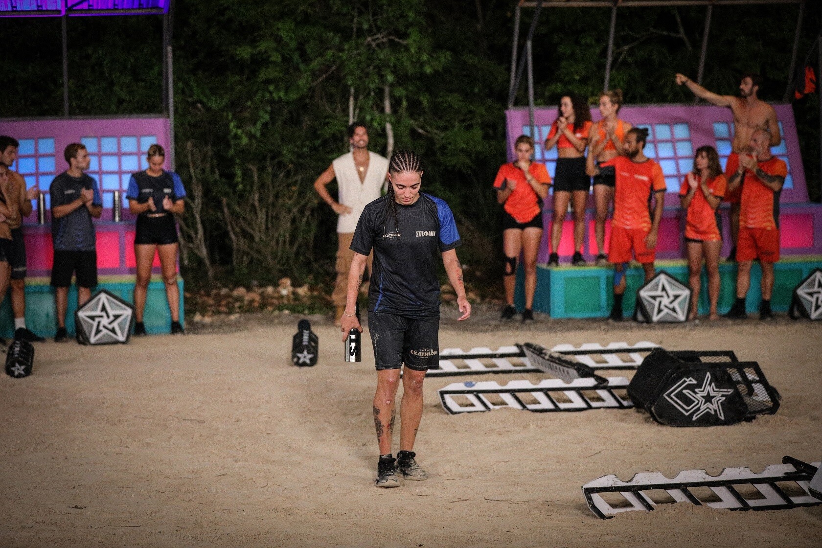 EXATHLON Η ΣΤΕΦΑΝΙΑ ΓΚΛΑΡΑ ΑΠΟΧΩΡΕΙ 4cc86