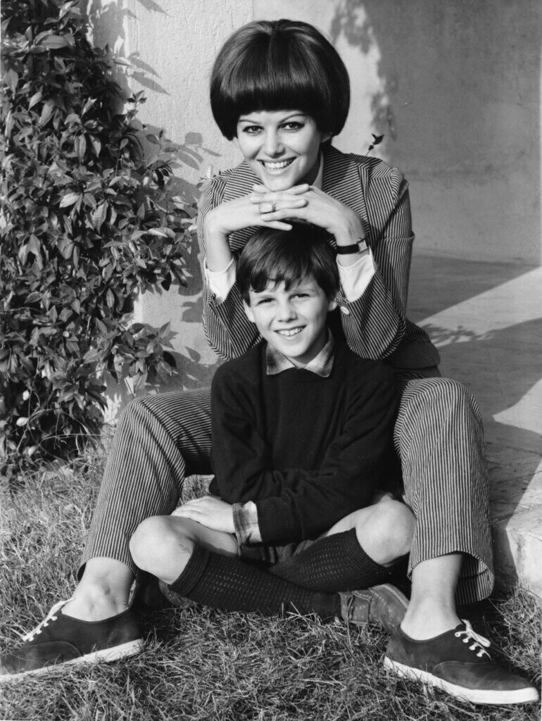 CLAUDIA_CARDINALE_THANATOS_5_36f1f.jpg