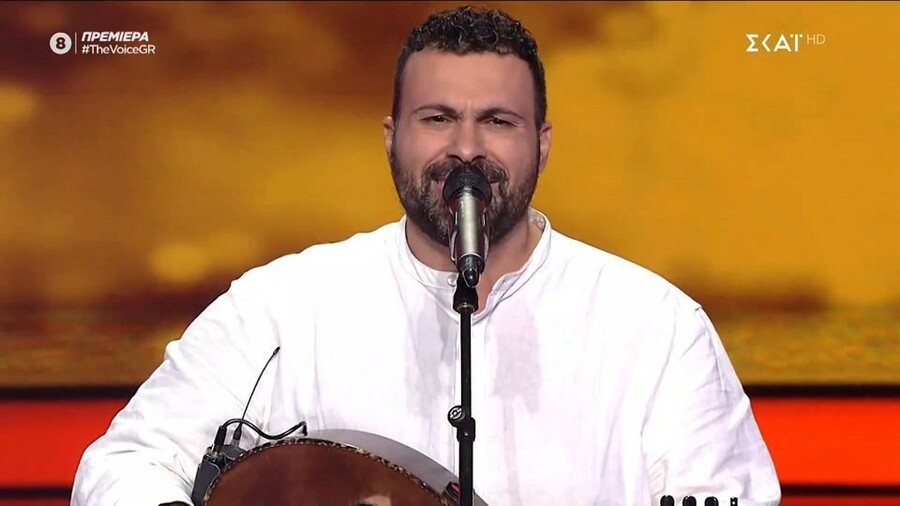 NIKOS_SYNOLAKIS_THE_VOICE_KENTRIIKI_e44a3.jpg