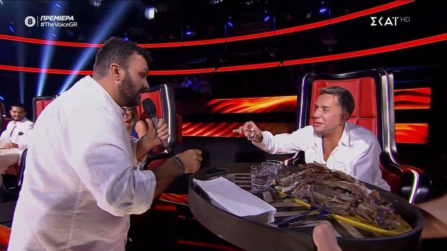 NIKOS_SYNOLAKIS_THE_VOICE_ffdc6.jpg