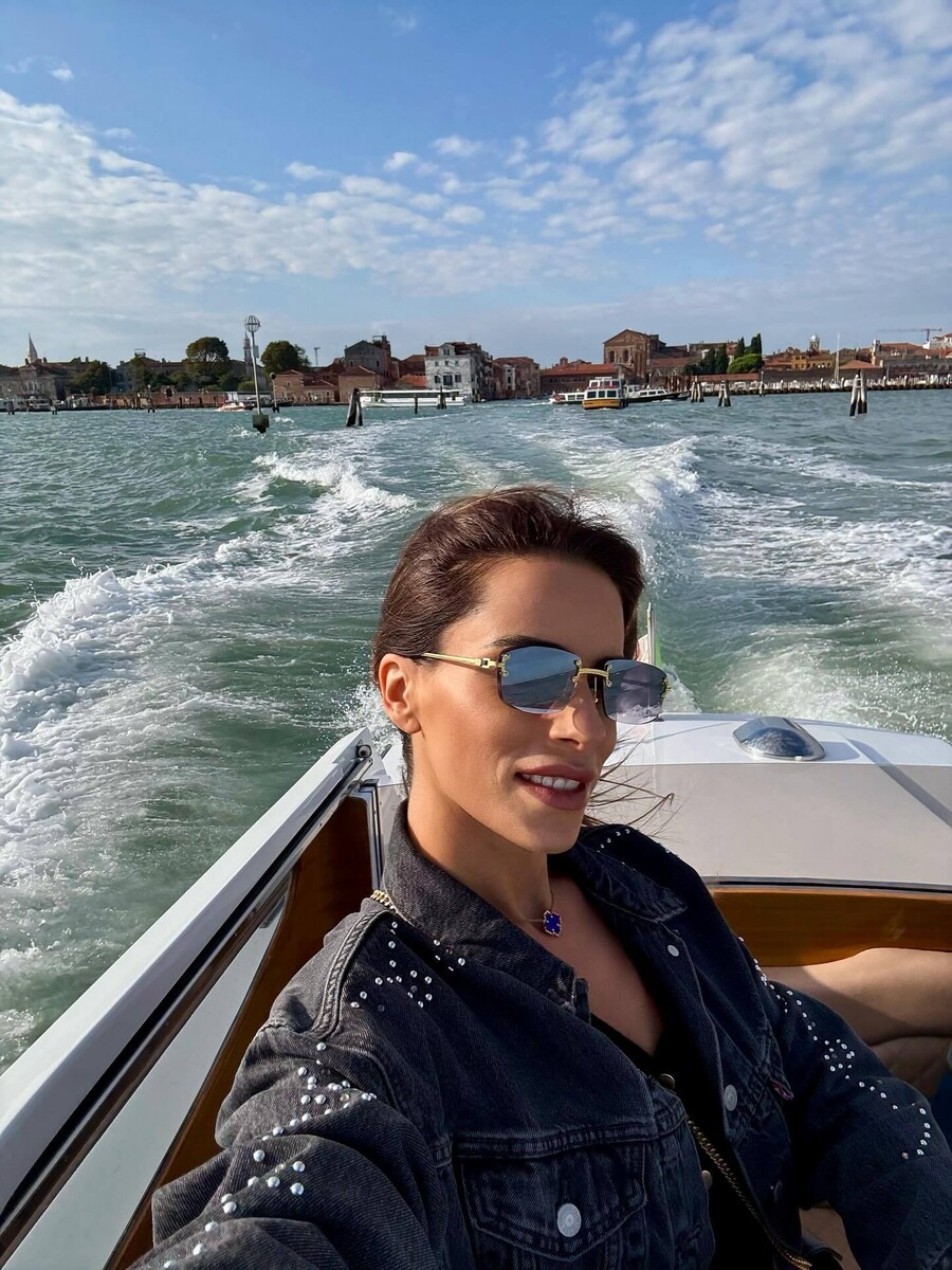 MARIA_ANTWNA_VENETIA_2_6946c.jpg