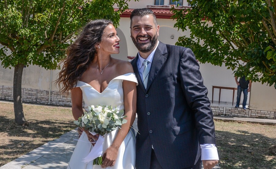 STIKOUDI_SERIFIS_NEW_APOKALYPSI_OYGGAREZOU_1_2e434.jpg