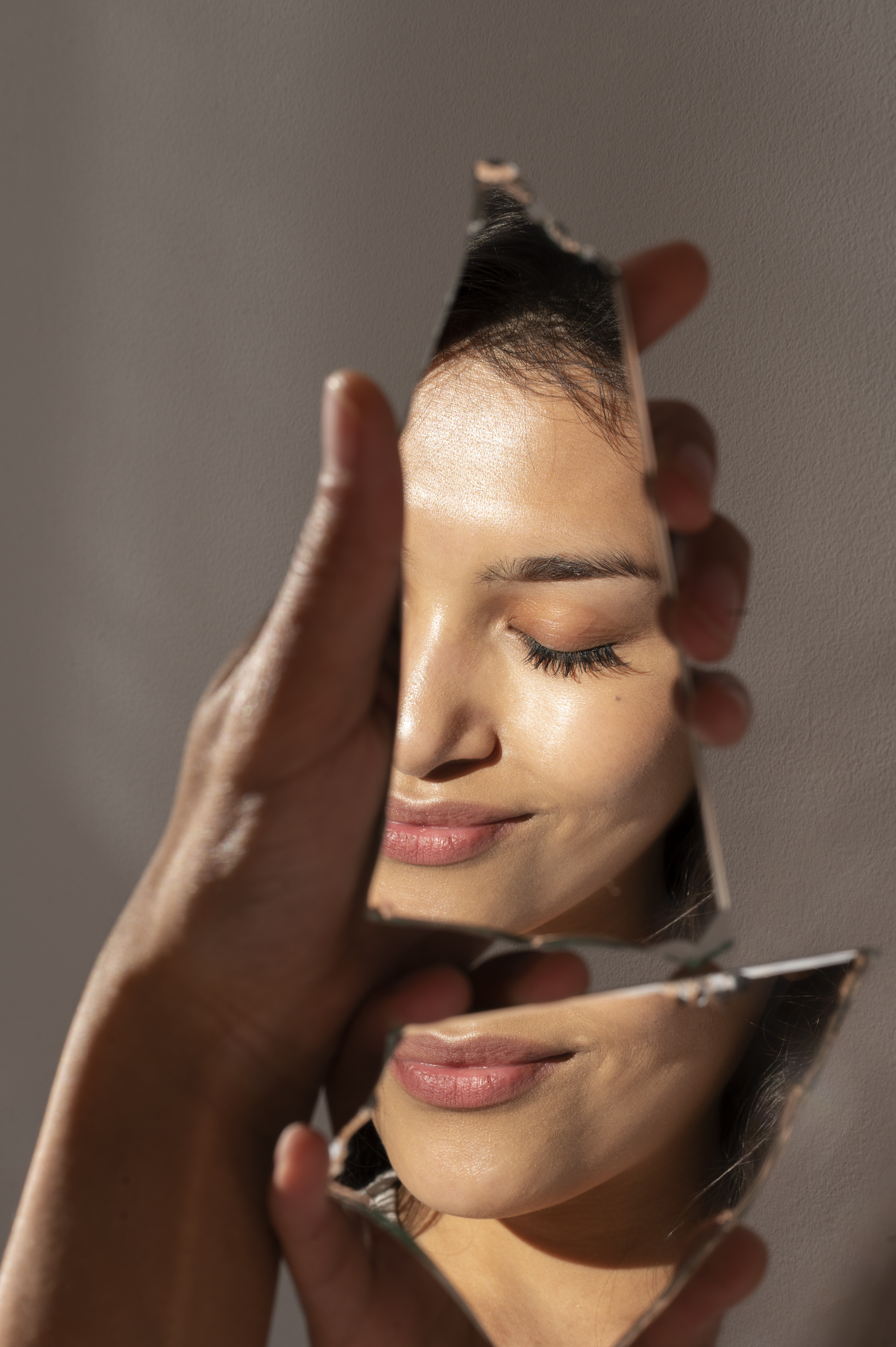 creative portrait young adult 3e6e2