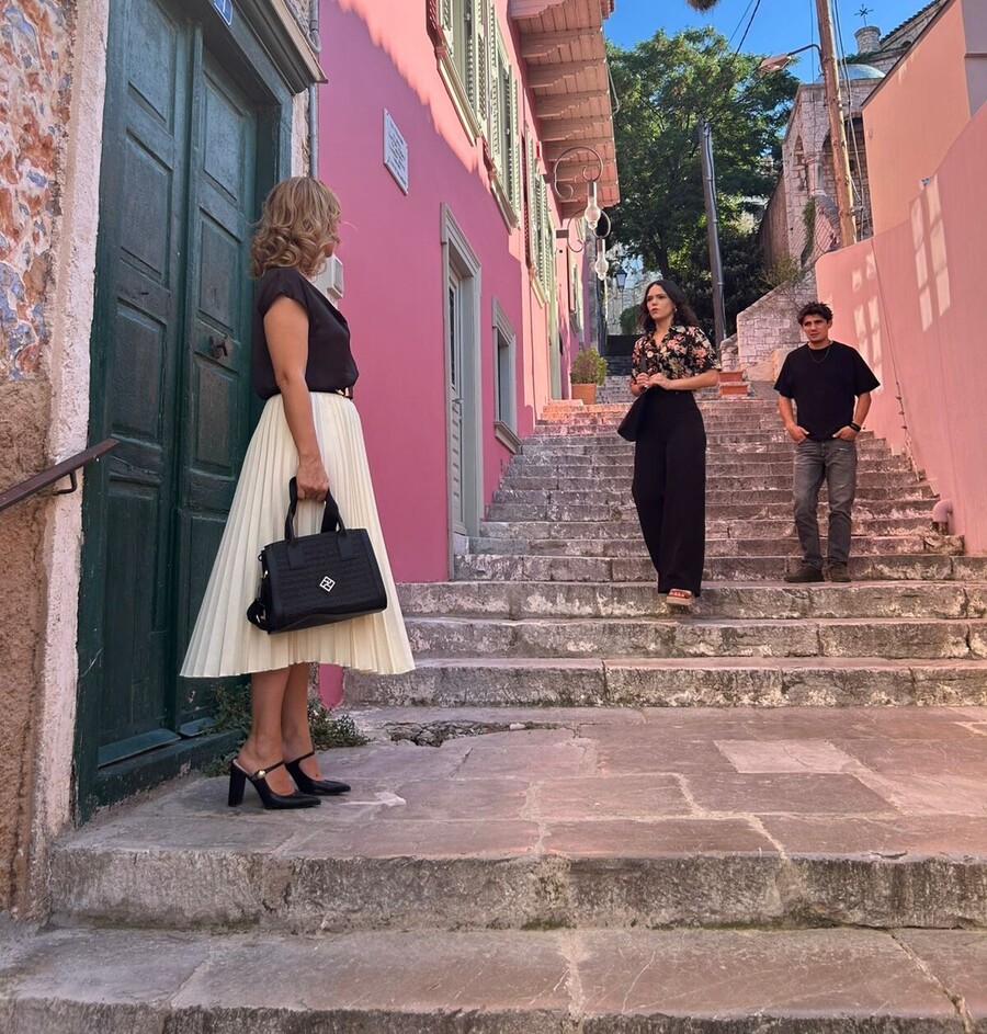 KAPETANIDI_AGGELOPOULOU_NIKOULI_c46fd.jpeg