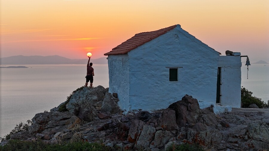 HAPPY_TRAVELLER_12.10_3_ca07b.jpg