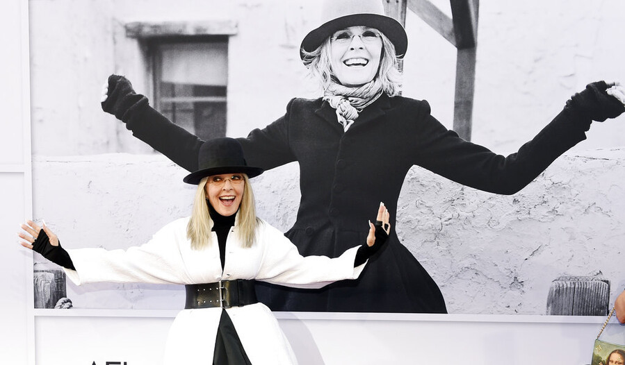 REESE_WITHERSPOON_GIA_DIANE_KEATON_3_361d5.jpg