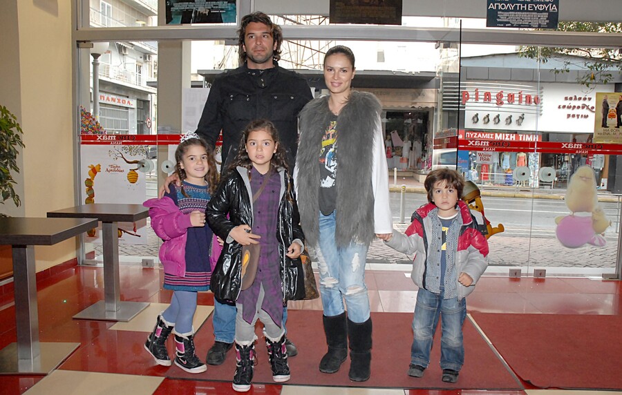 KORINA_STERGIADOU_VLONTAKIS_OIKOGENEIA_2_62126.jpg