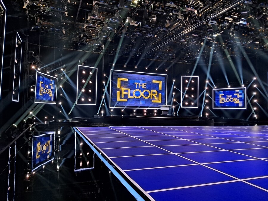 THE_FLOOR_2ee9e.jpg