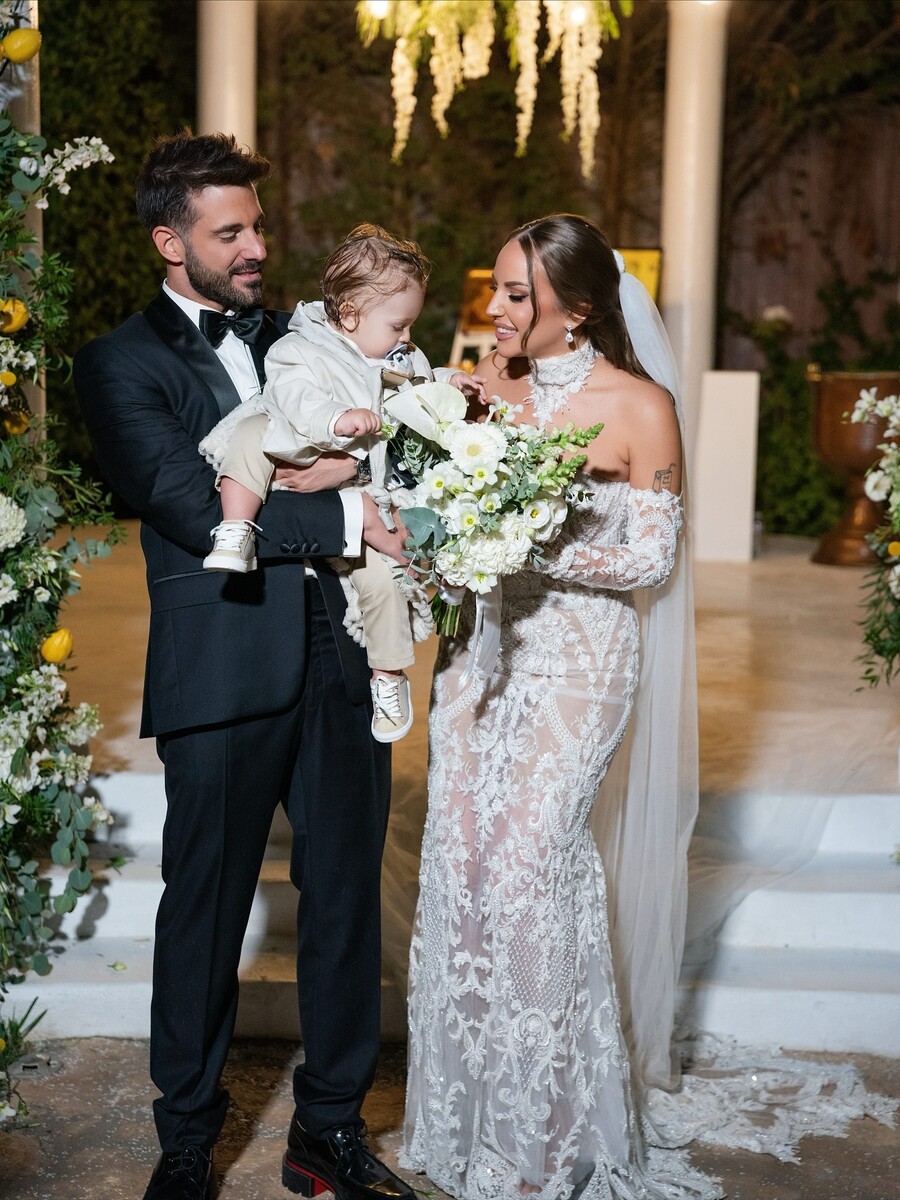LIVANIS_FAMILY_1_6545f.jpg