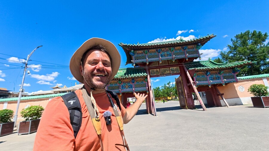 HAPPY_TRAVELLER-moggolia_6_07a67.jpg