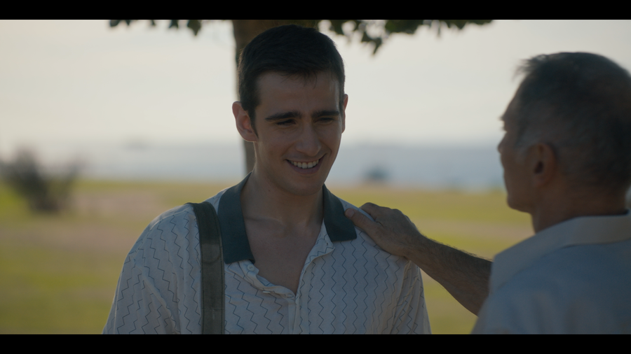 PORTO_LEONE_EP005_STILLS.Sub.13_a8099.png