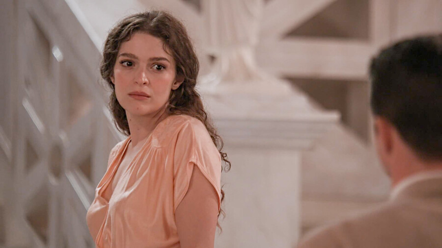 GRAND_HOTEL_-_week_4_6_ad401.jpg