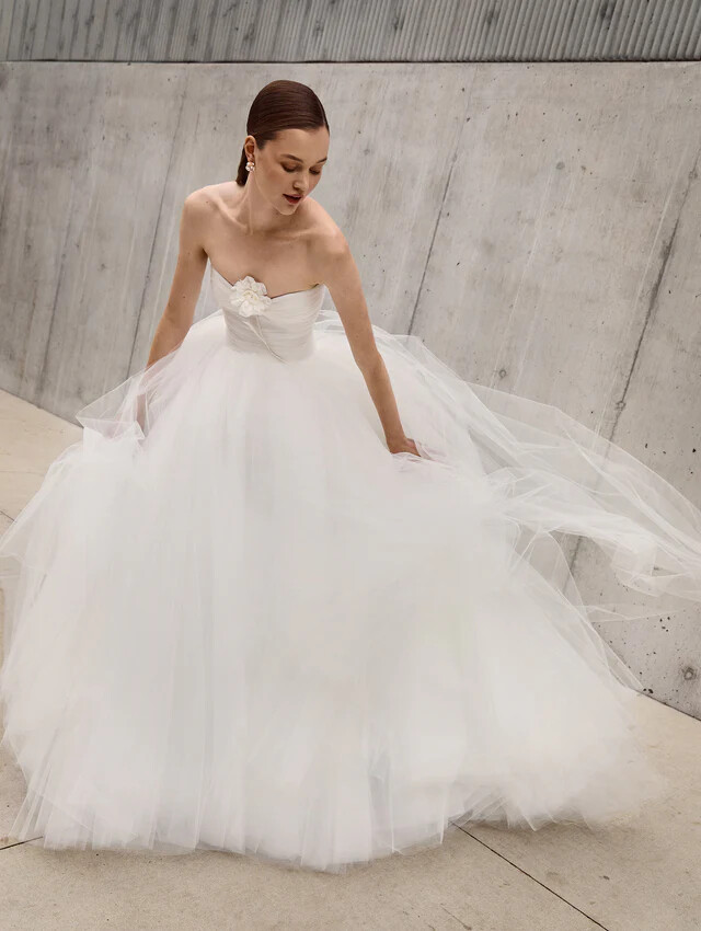 ODLR-Bridal-F26_Look-12_3ea3898f-f5c8-427f-a603-65a0f304af73_d4461.jpg