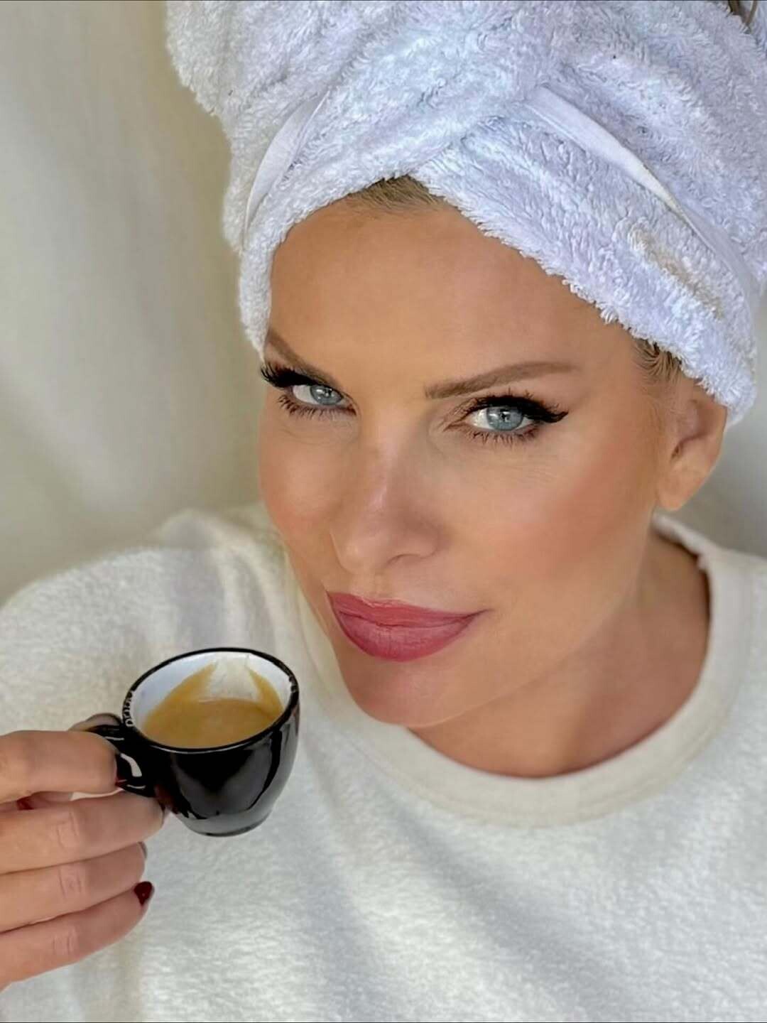 Bonjour Bonjour eleni 3 34e9d