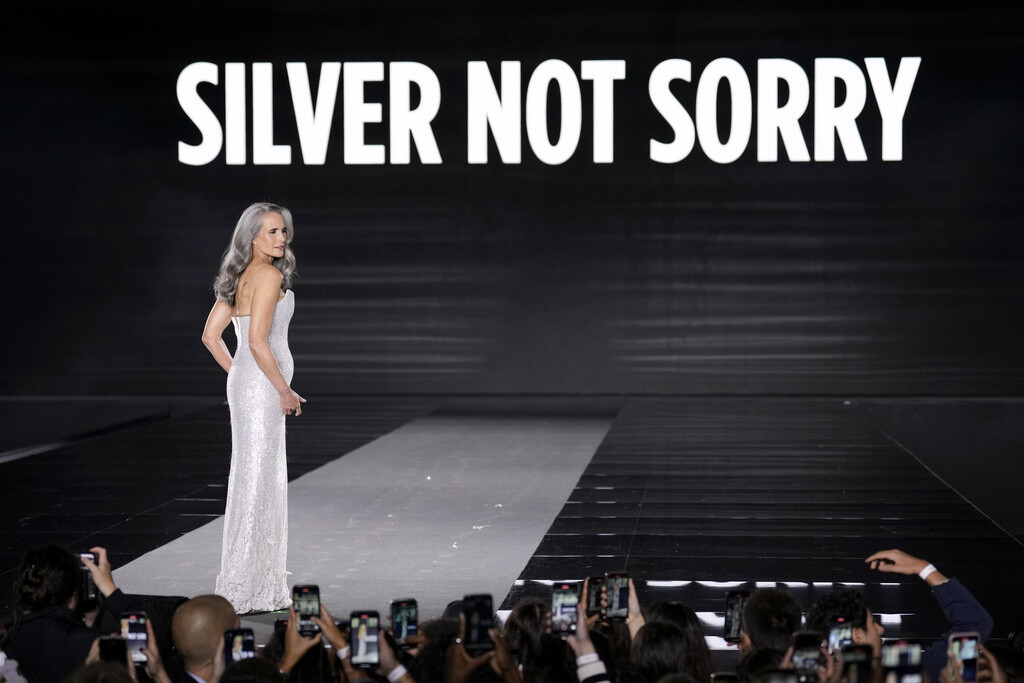 AP24267739755810 41411