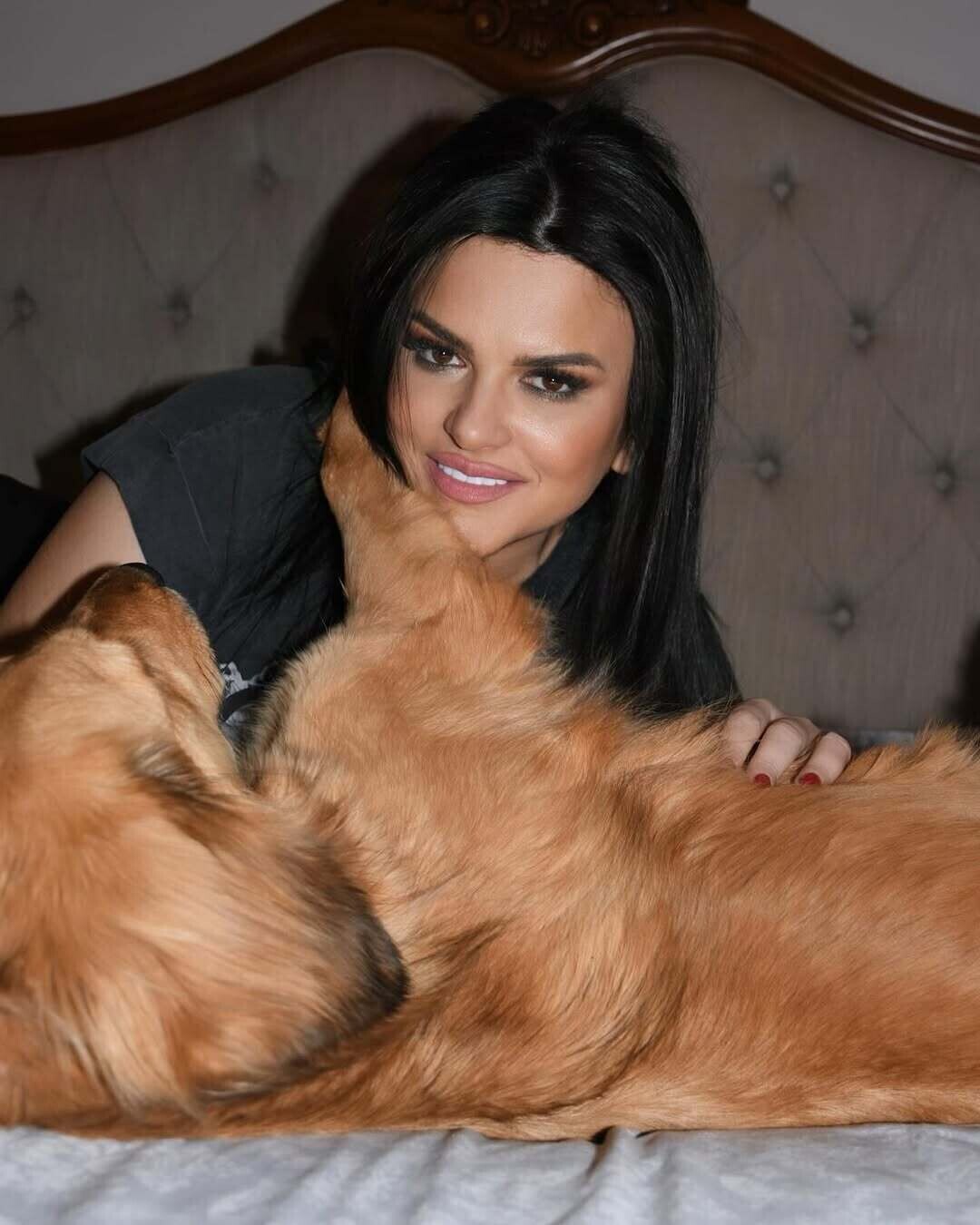 469493805 18433595506074569 2524417335463913582 n b0dec 2bef9