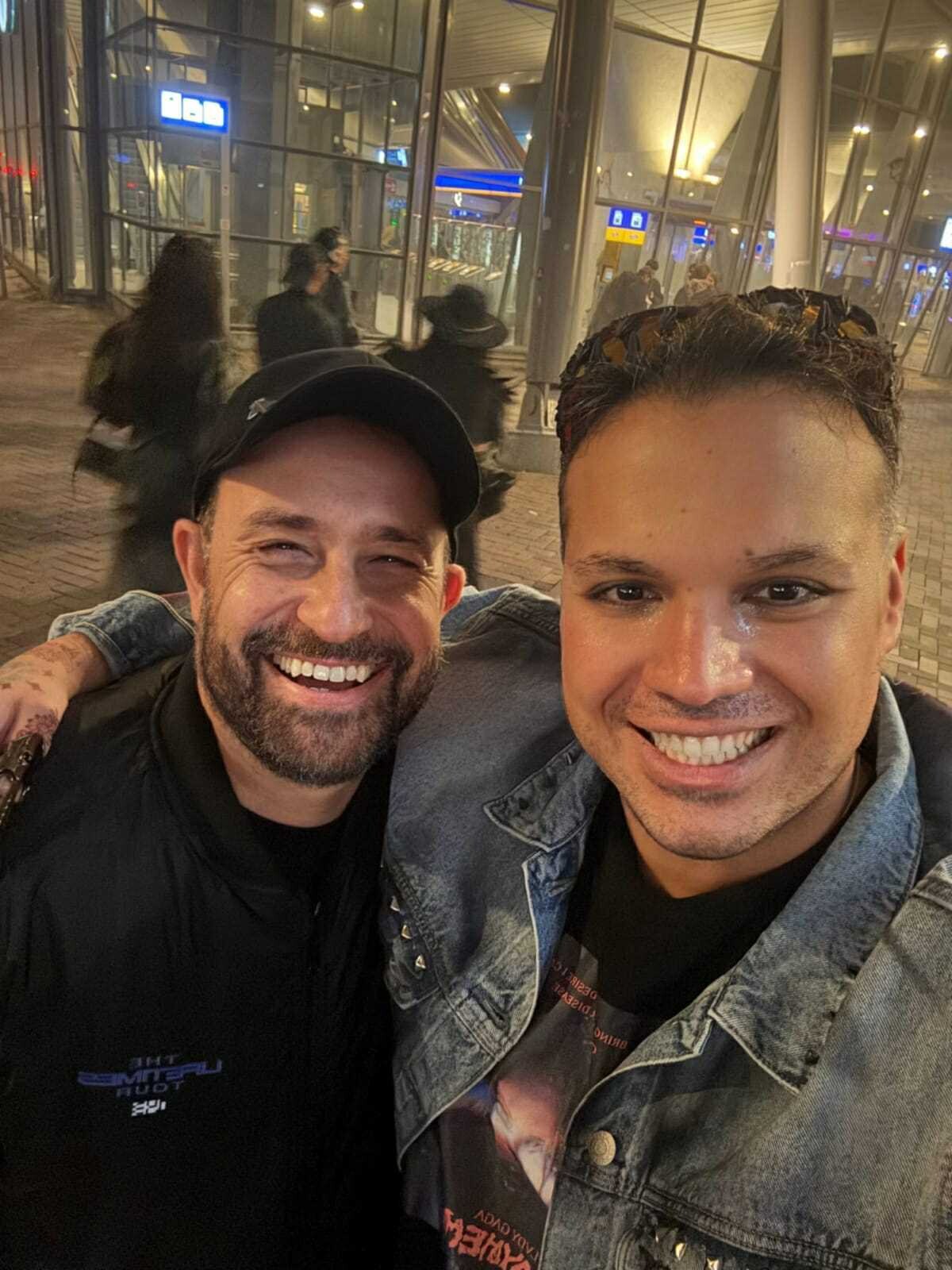 d7a82211 4c8c 4d17 a87c 3ca78cfe0735 24384