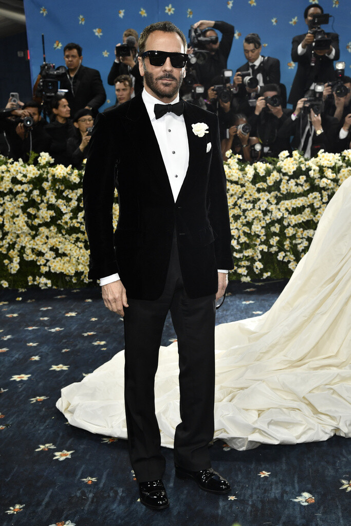 AP25126093337734 34086