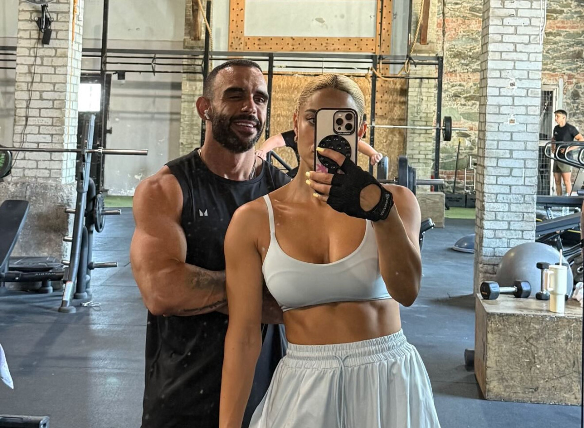 20db48fd34f87eae45e62270116bc136 XL d9048