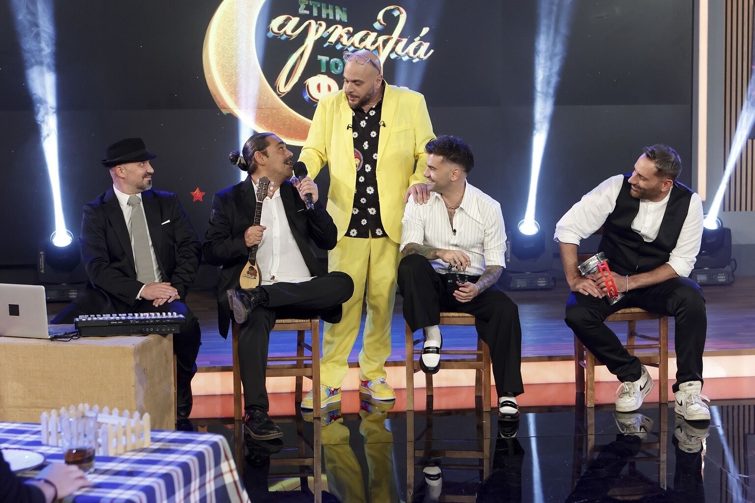 ΣΤΗΝ ΑΓΚΑΛΙΑ ΤΟΥ ΦΑΝΗ ΕΠ.12 ΦΑΝΗΣ ΛΑΜΠΡΟΠΟΥΛΟΣ ΘΟΔΩΡΗΣ ΜΑΡΑΝΤΙΝΗΣ 05 51658