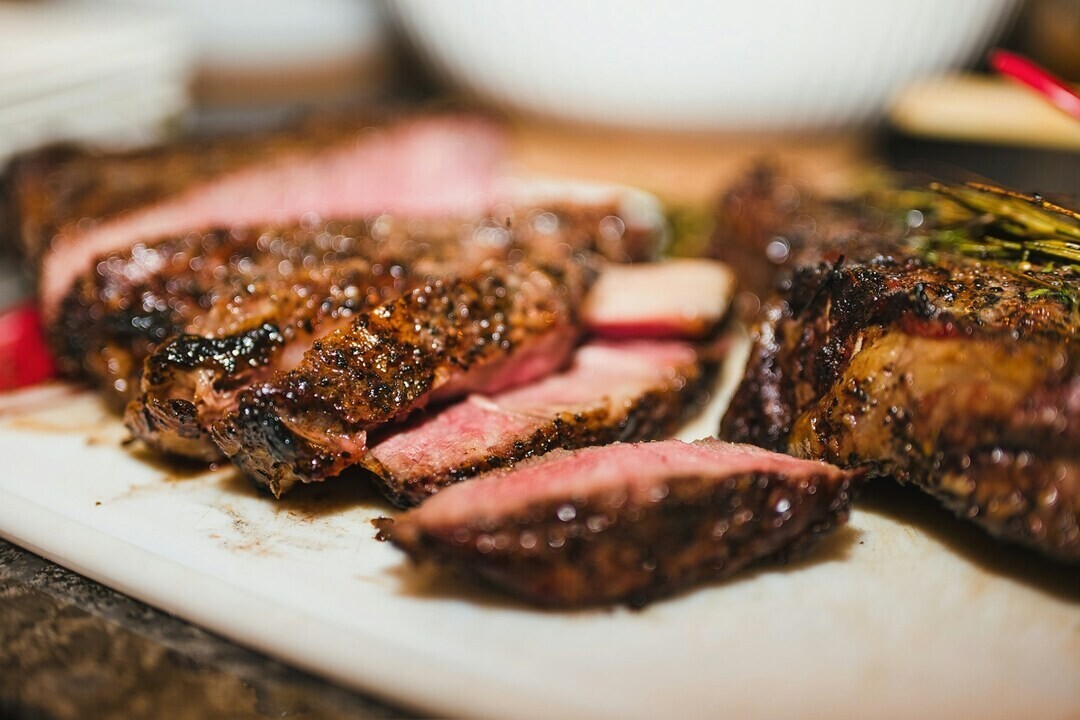 moise m DaoR6xF7evI unsplash 1 435cb