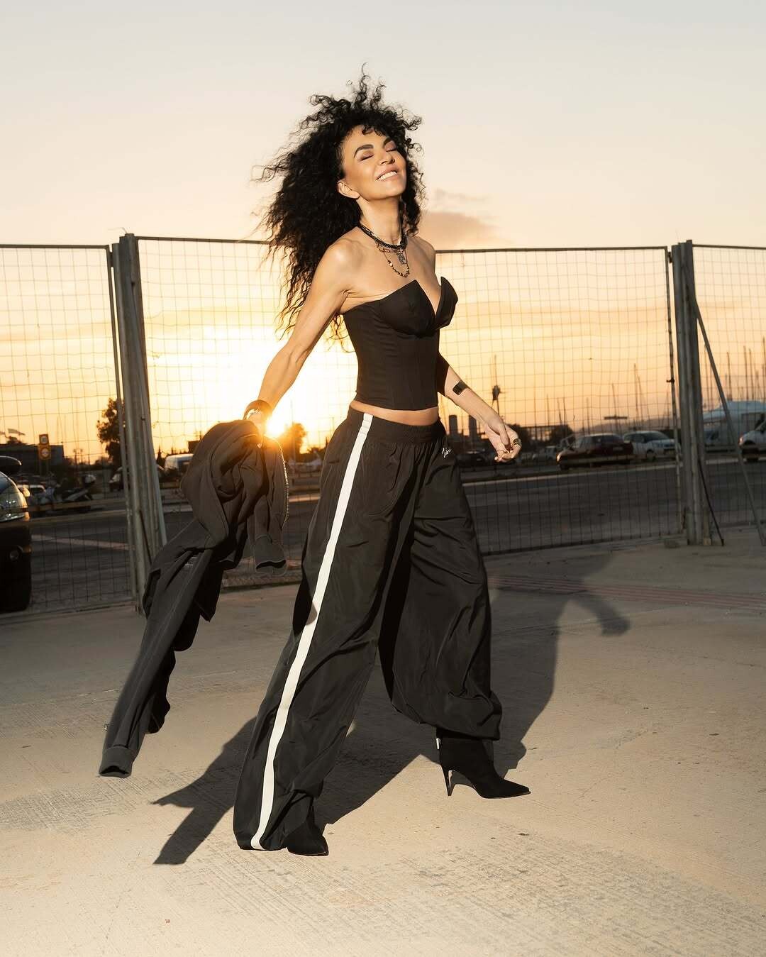 589232710 18210233356315645 1311993080938891070 n 2d4e8