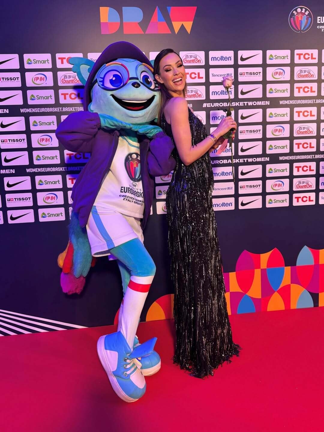 SnapInsta.to 608547556 18338887501236606 4989150773650930214 n 7f54c