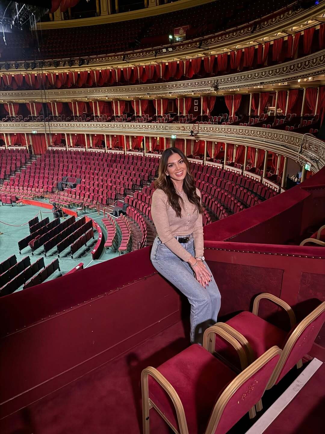 SnapInsta.to 612957614 18555677302053648 2907013688604135553 n dd0f8