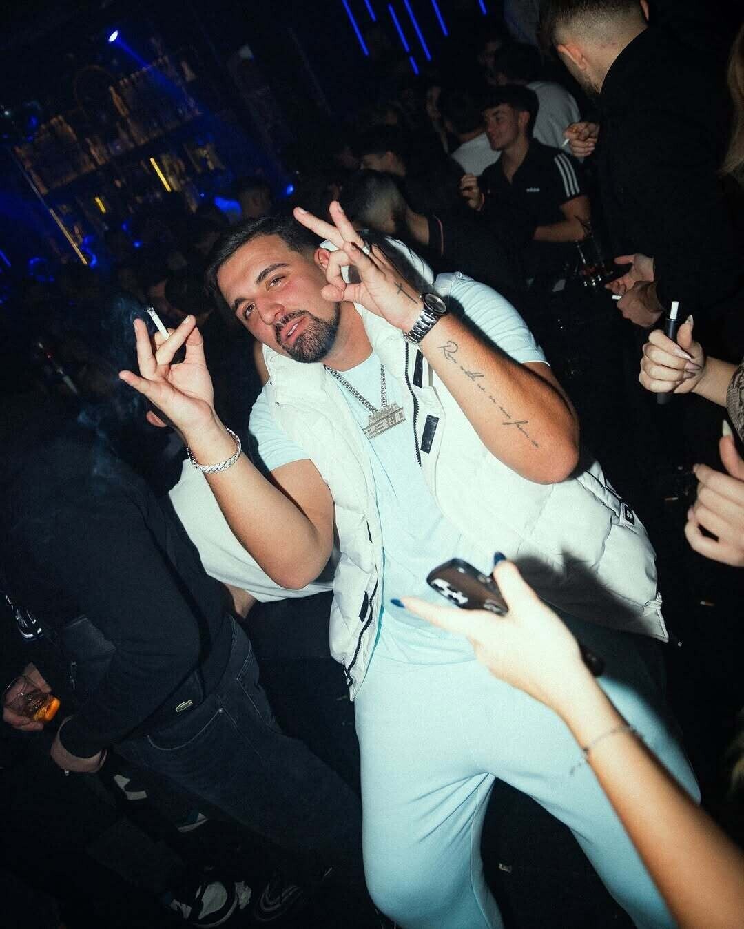 SnapInsta.to 469634668 18477921325000394 4034876768462494000 n 59e12 3baba