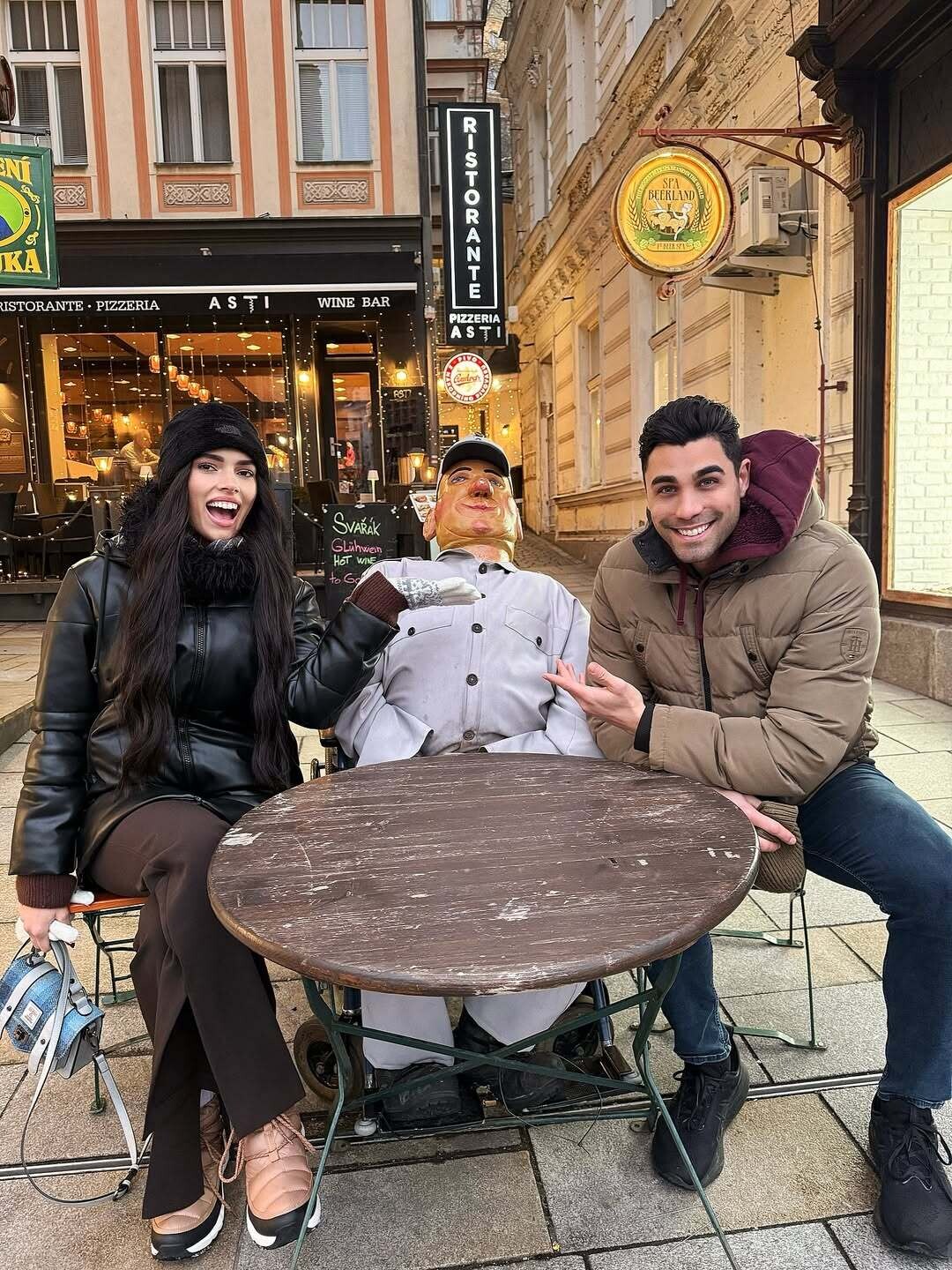 SnapInsta.to 641210986 18564090892046432 8167194533933565794 n 9b4b8