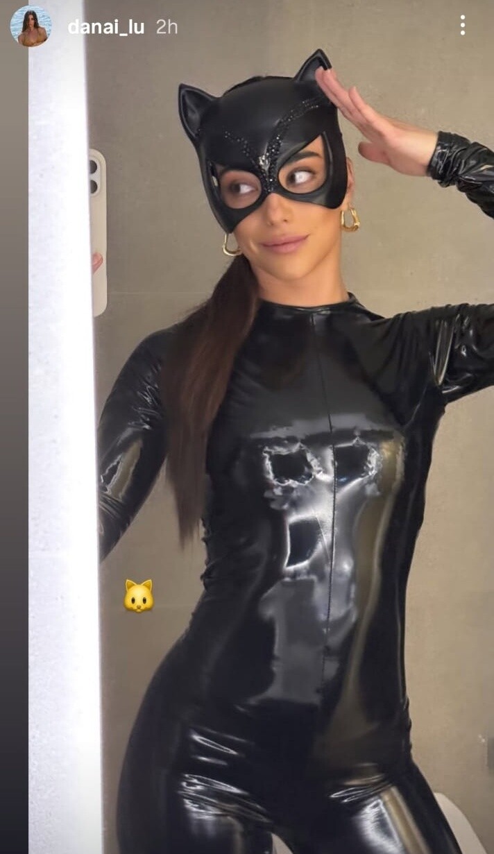 Danai_catwoman_18d01.jpeg