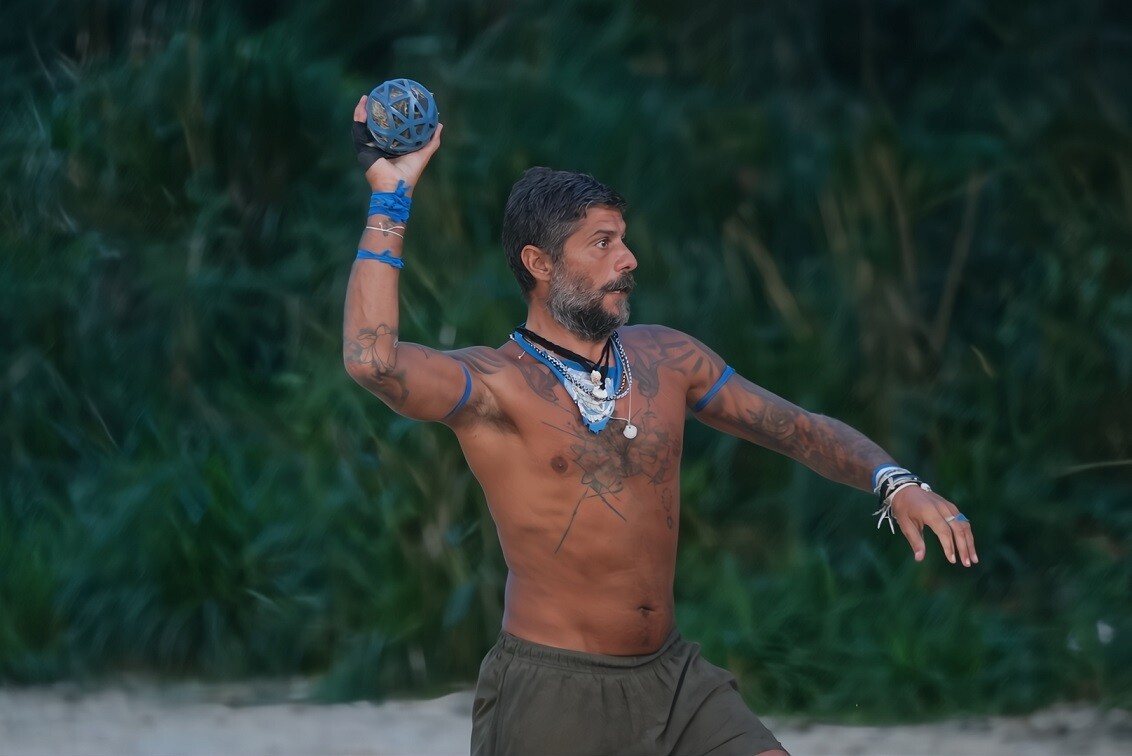 SURVIVOR ΜΙΧΑΛΗΣ ΣΗΦΑΚΗΣ 1 d4c1b